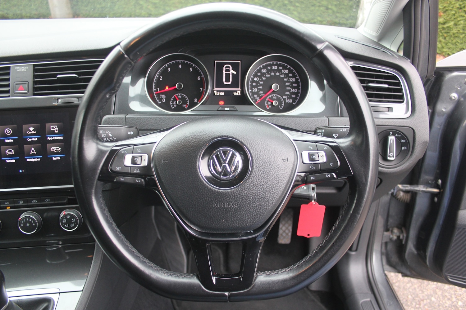 Used Volkswagen Golf 2018 for sale - 77259175: Photo 3