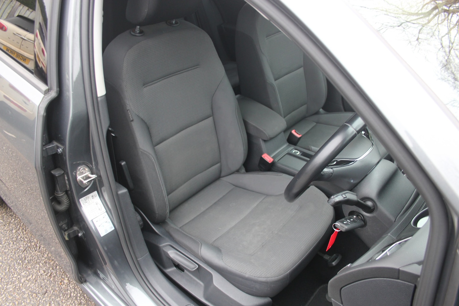 Used Volkswagen Golf 2018 for sale - 77259175: Photo 8