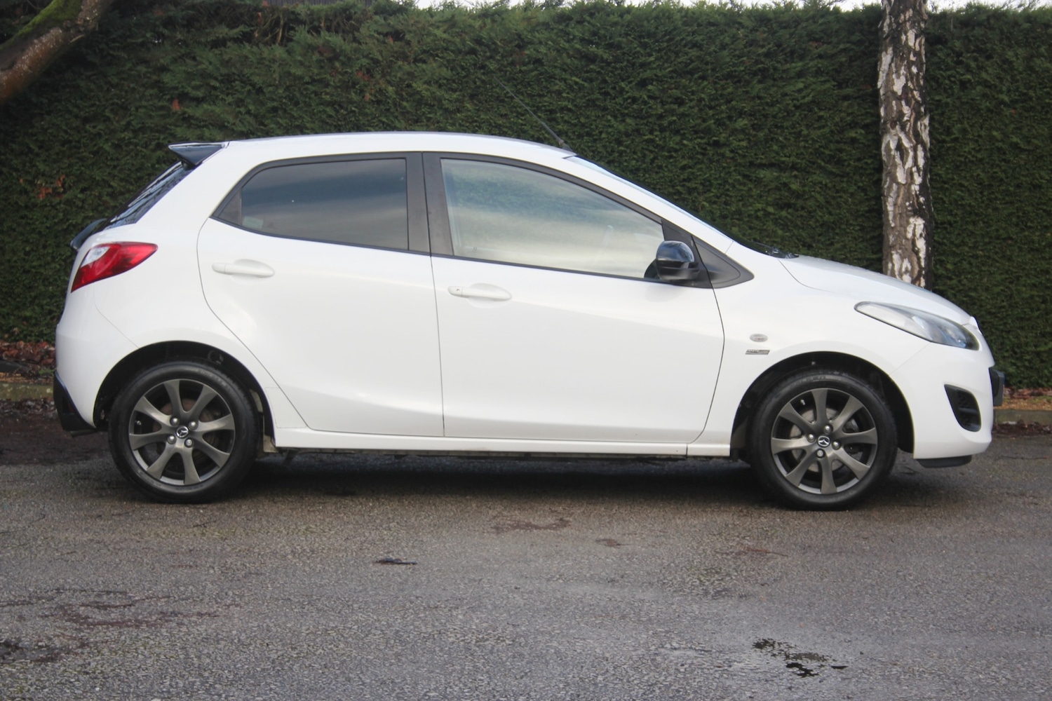 Used Mazda Mazda2 2015 for sale - 77460364: Photo 9