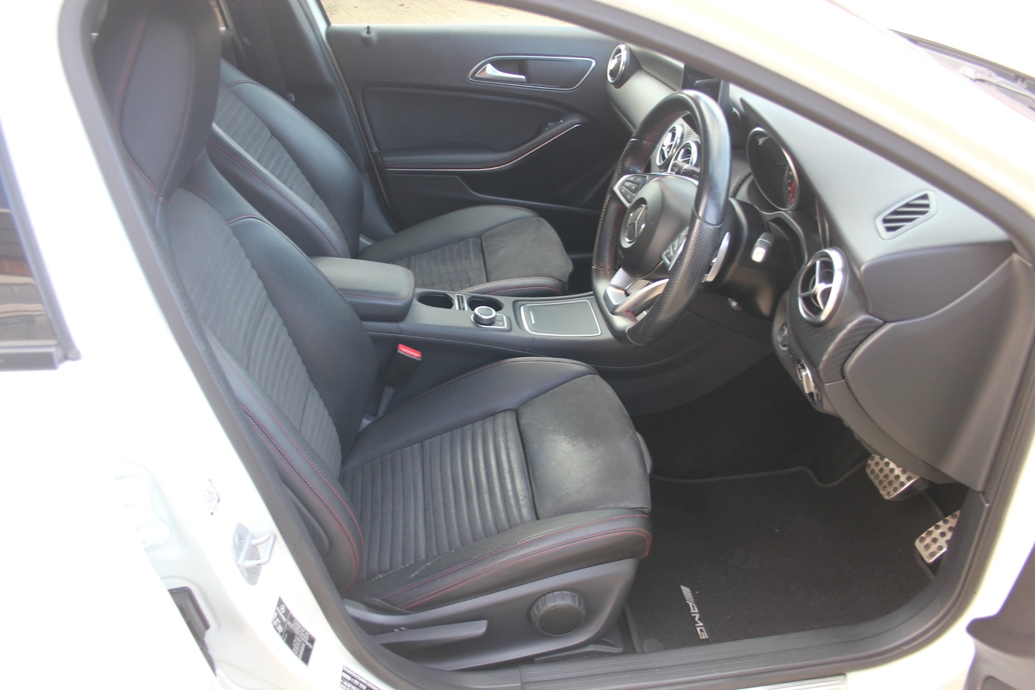 Used Mercedes-Benz A-Class 2017 for sale - 76908140: Photo 8