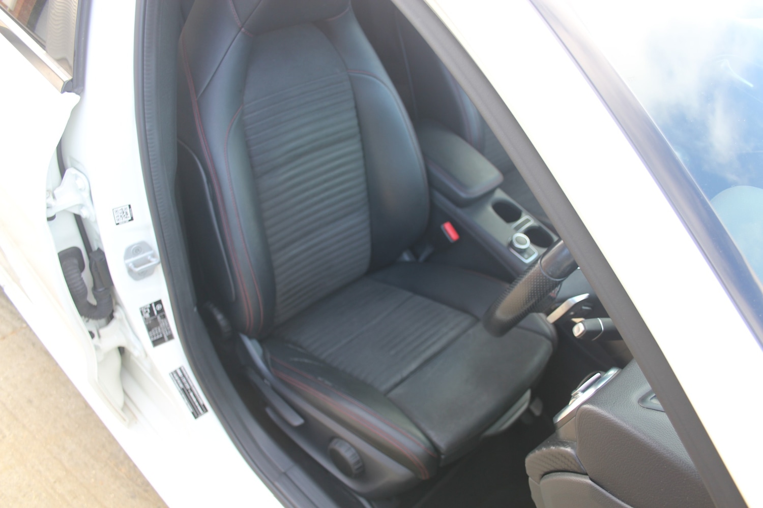 Used Mercedes-Benz A-Class 2017 for sale - 76908140: Photo 9