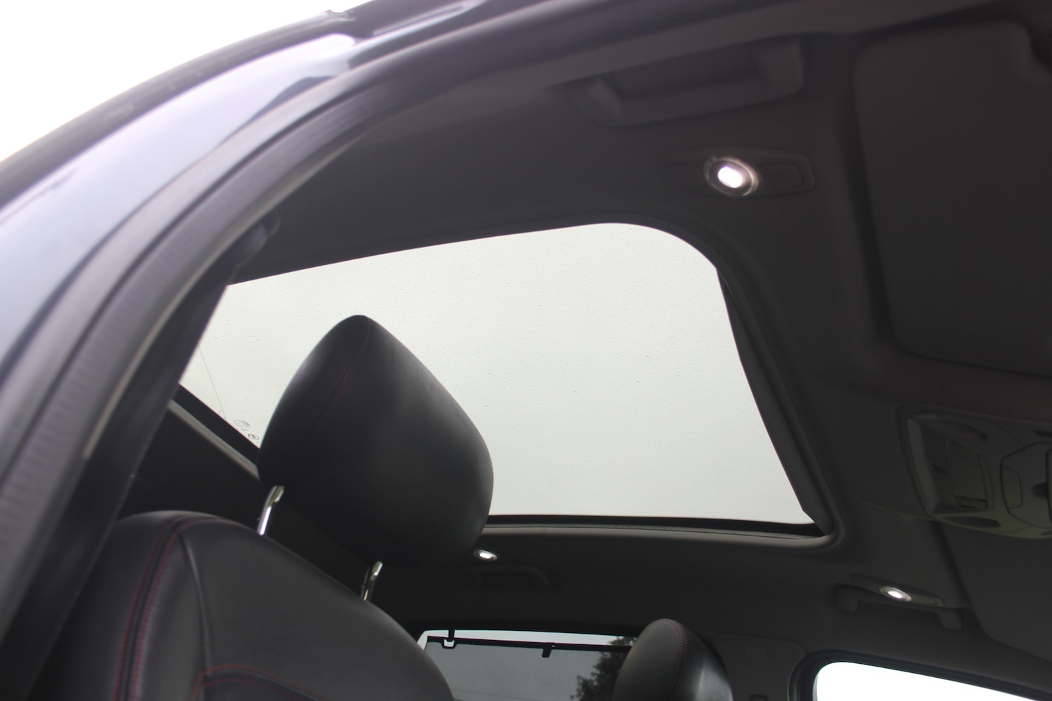 Used Ford S-Max 2010 for sale - 77687413: Photo 11