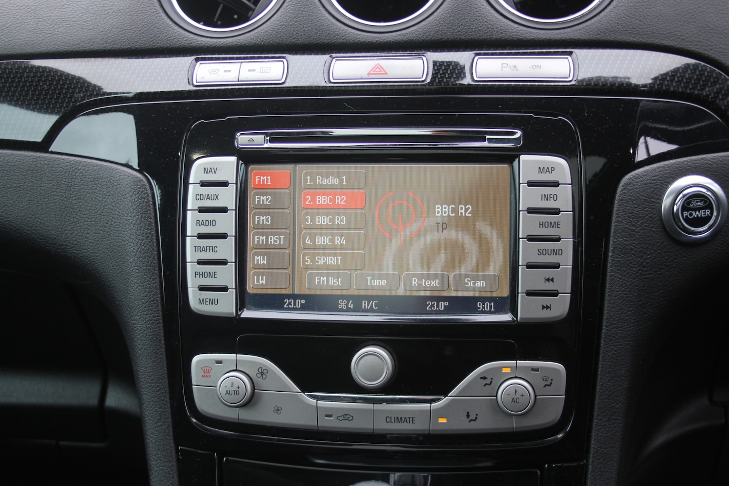 Used Ford S-Max 2010 for sale - 77687413: Photo 4