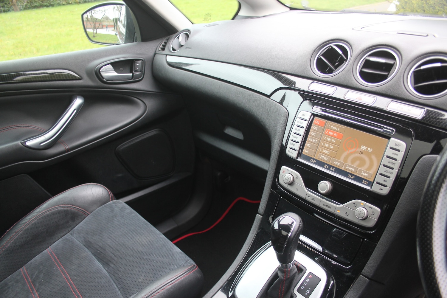 Used Ford S-Max 2010 for sale - 77687413: Photo 5