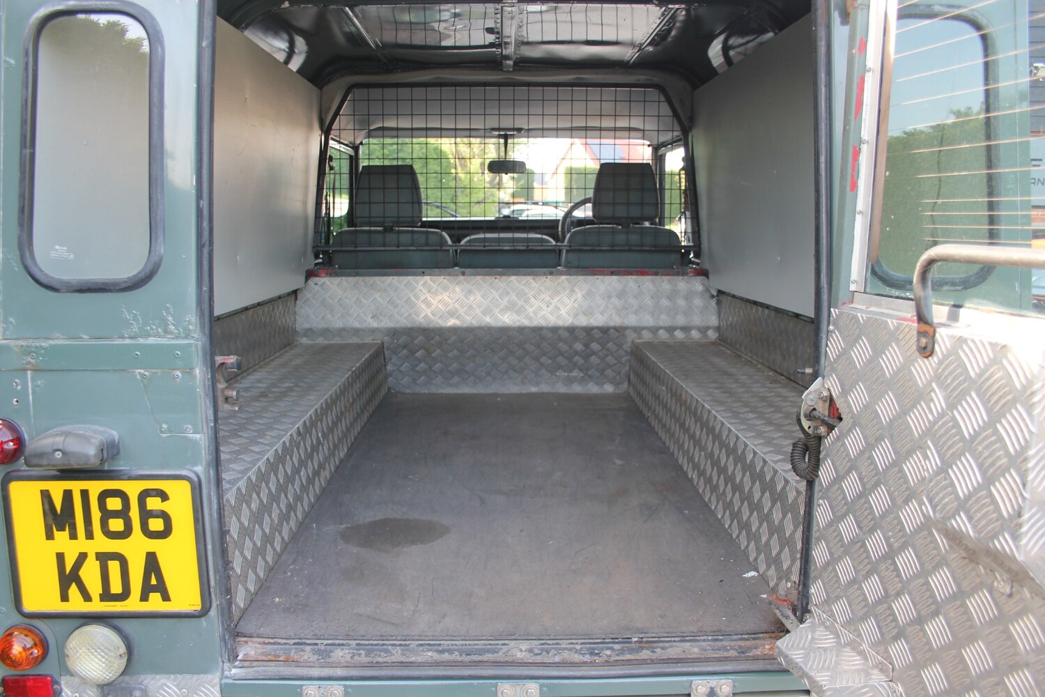 Used Land Rover Defender 1994 for sale - 78169036: Photo 16