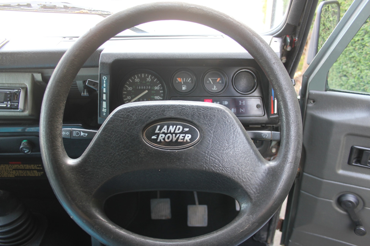 Used Land Rover Defender 1994 for sale - 78169036: Photo 2