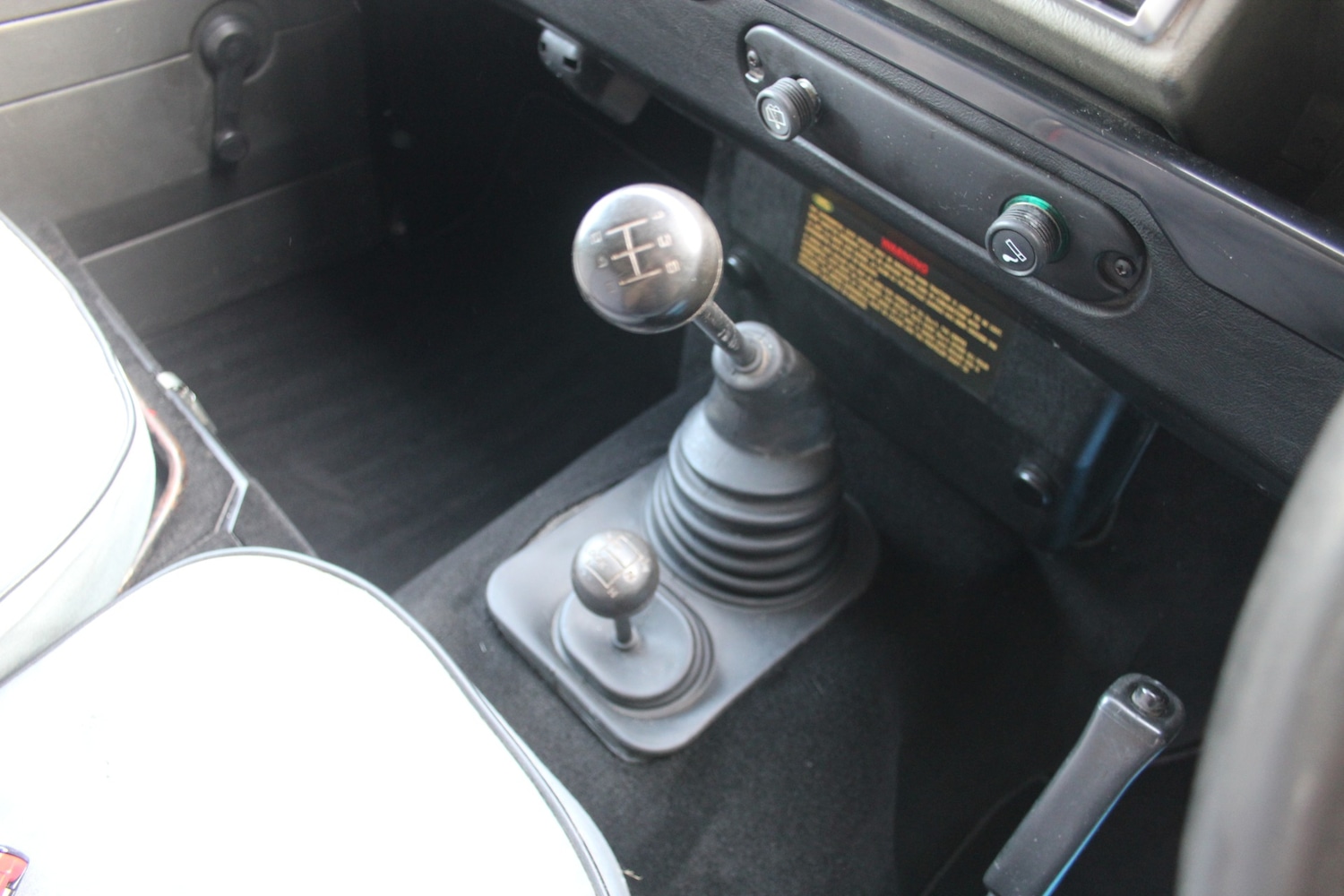 Used Land Rover Defender 1994 for sale - 78169036: Photo 4