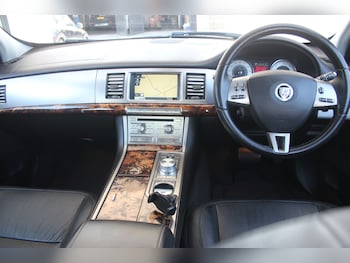 Used Jaguar XF 2009 for sale - 79156839: Photo