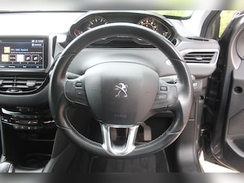 Used Peugeot 208 2019 for sale - 78910026: Photo