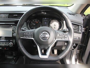 Used Nissan X-Trail 2018 for sale - 78300696: Photo
