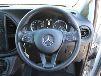 Used Mercedes-Benz Vito 2019 for sale - 74240274: Photo