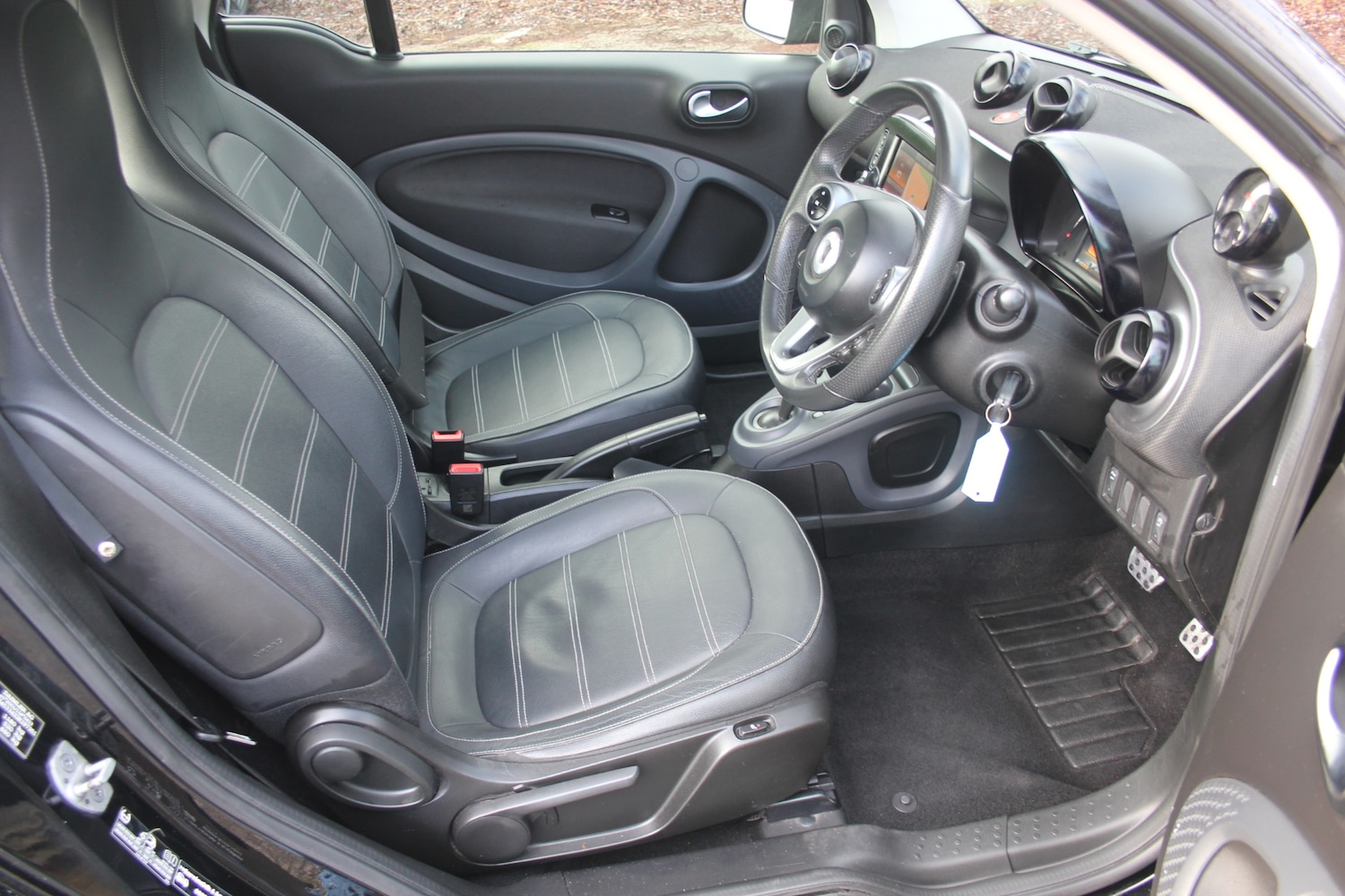 Used smart fortwo 2017 for sale - 77460376: Photo 7