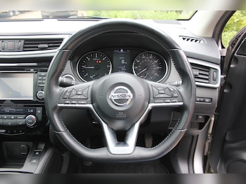 Used Nissan Qashqai 2018 for sale - 78568755: Photo