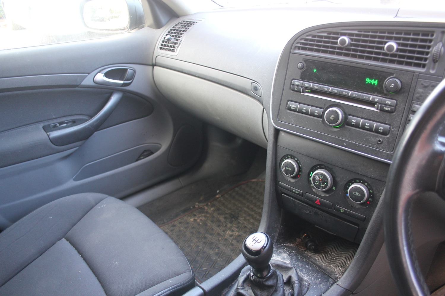 Used Saab 9-3 2007 for sale - 76637347: Photo 4