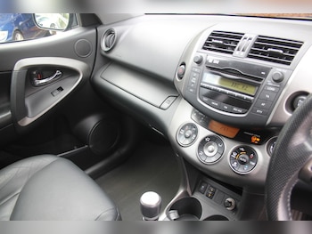 Used Toyota RAV4 2010 for sale - 75746776: Photo