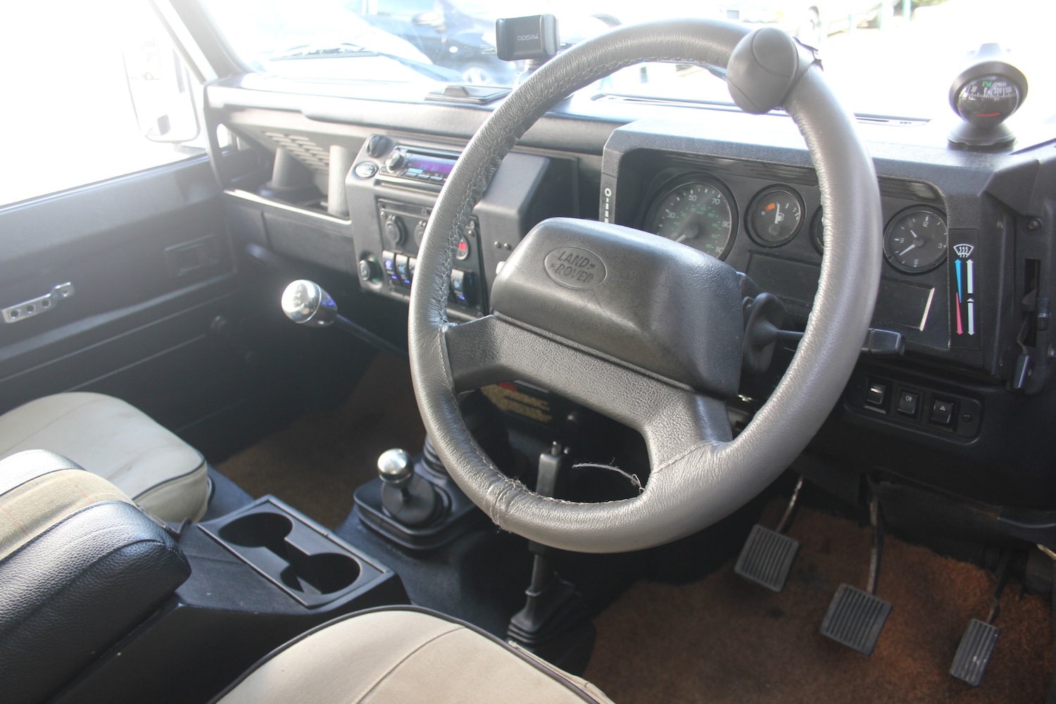 Used Land Rover Defender 2001 for sale - 77873655: Photo 3