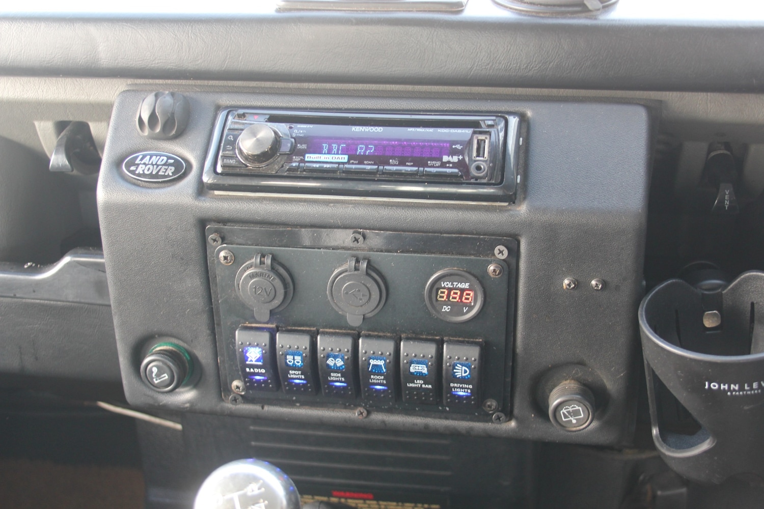 Used Land Rover Defender 2001 for sale - 77873655: Photo 4