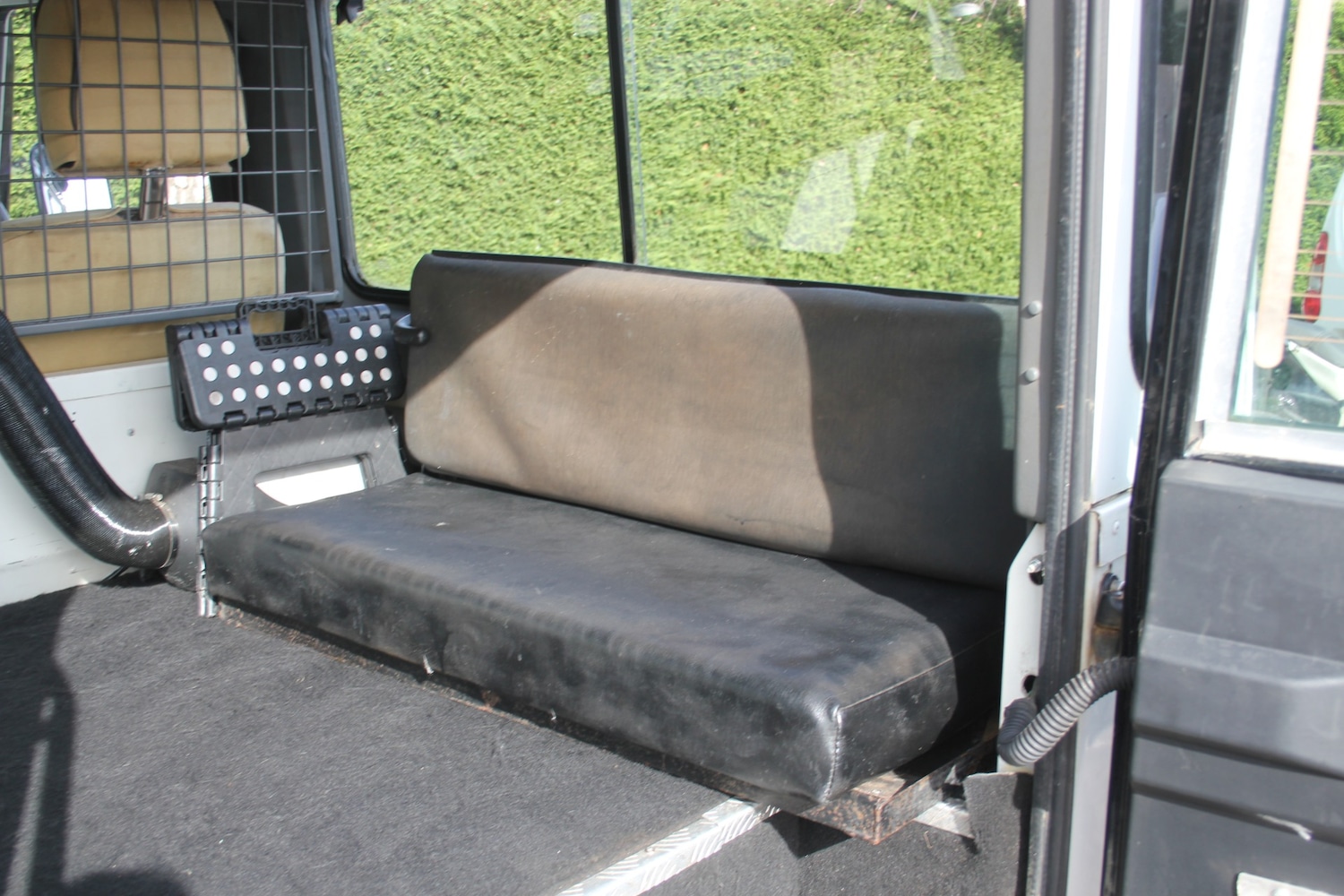 Used Land Rover Defender 2001 for sale - 77873655: Photo 8