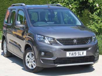 2019 (19) - 1.5 BlueHDi 130 Allure Auto EAT8 5-Door