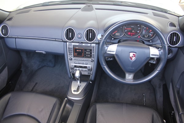 Used Porsche Boxster 2006 for sale - 76101852: Photo 2