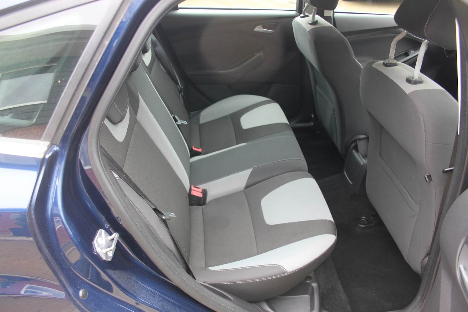 Used Ford Focus 2013 for sale - 76411945: Photo 8