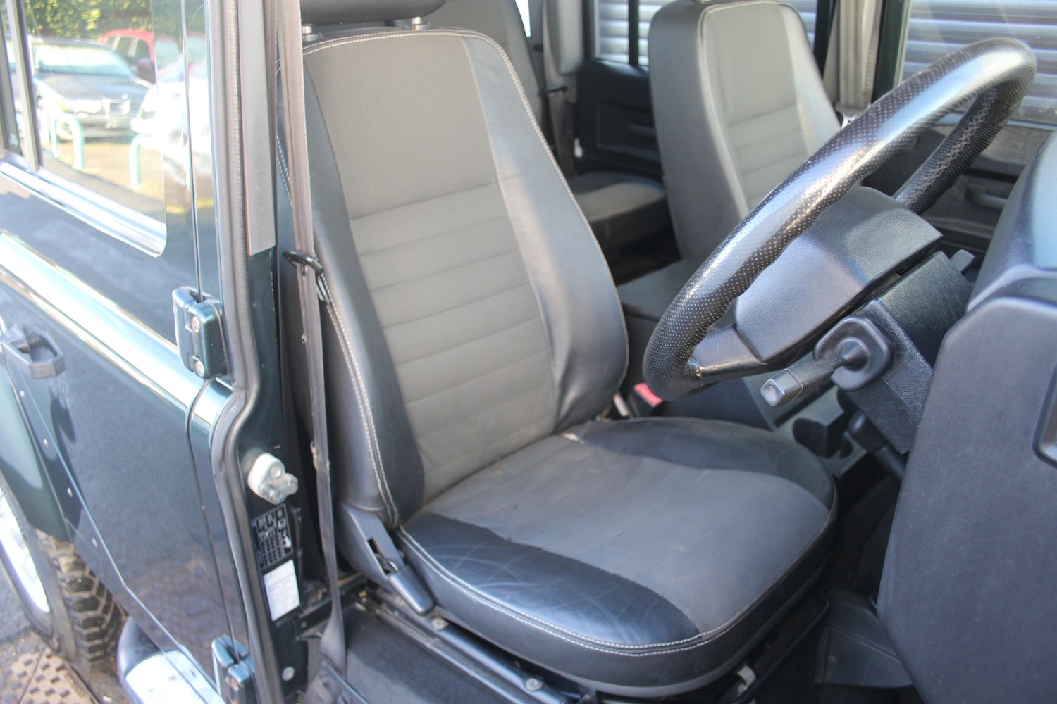 Used Land Rover Defender 2011 for sale - 77195547: Photo 7