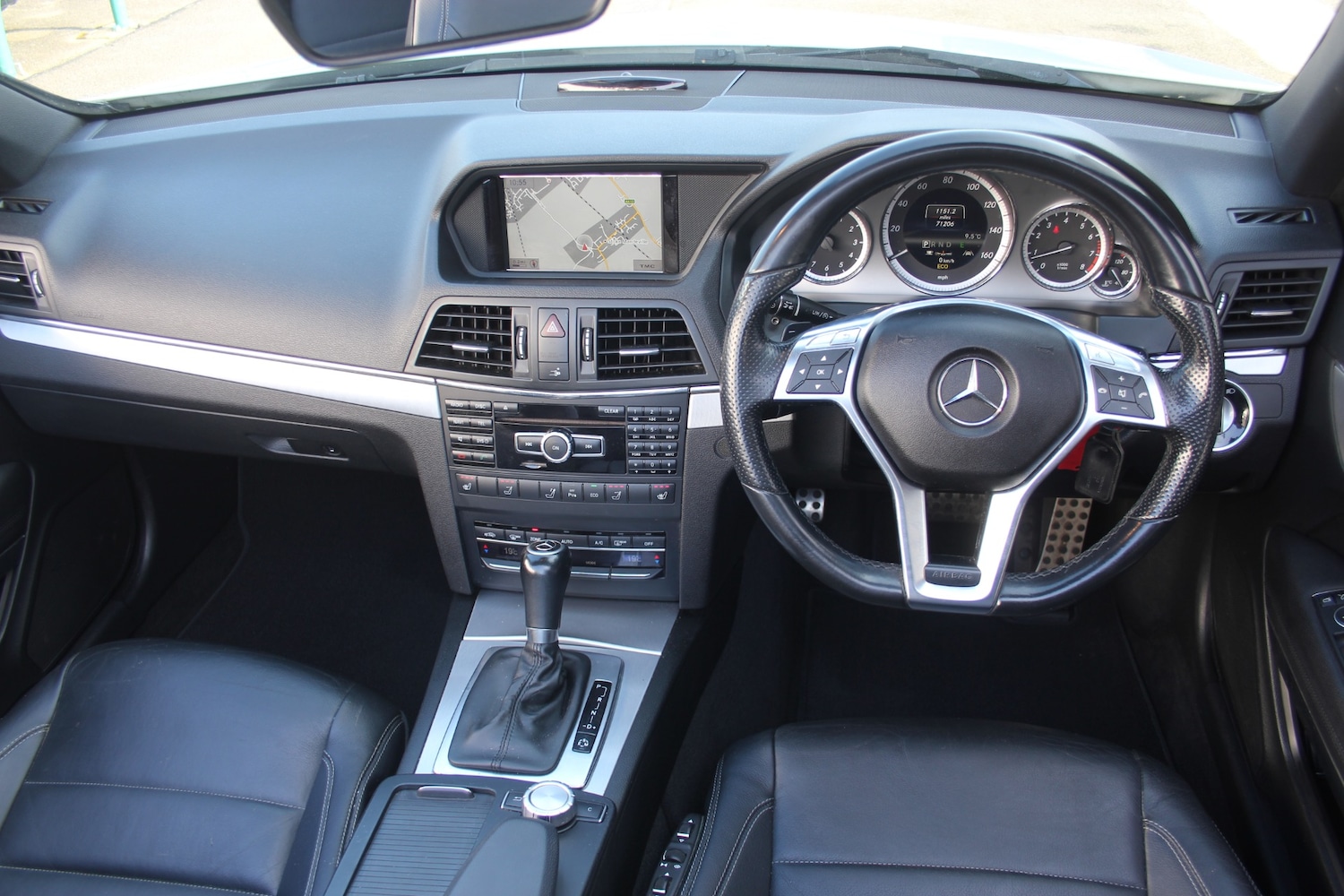 Used Mercedes-Benz E Class 2013 for sale - 77743202: Photo 2