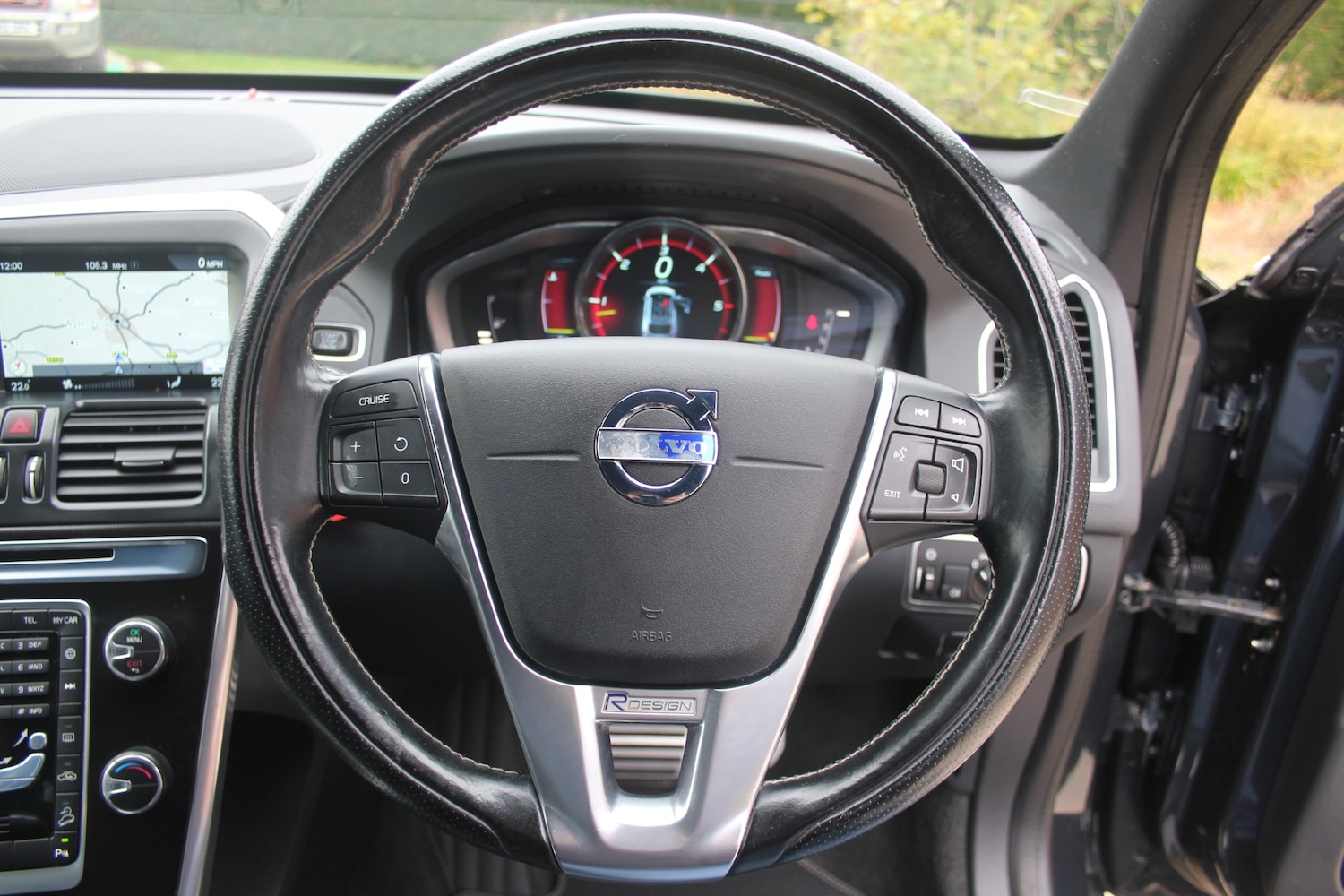 Used Volvo XC60 2014 for sale - 76208062: Photo 3