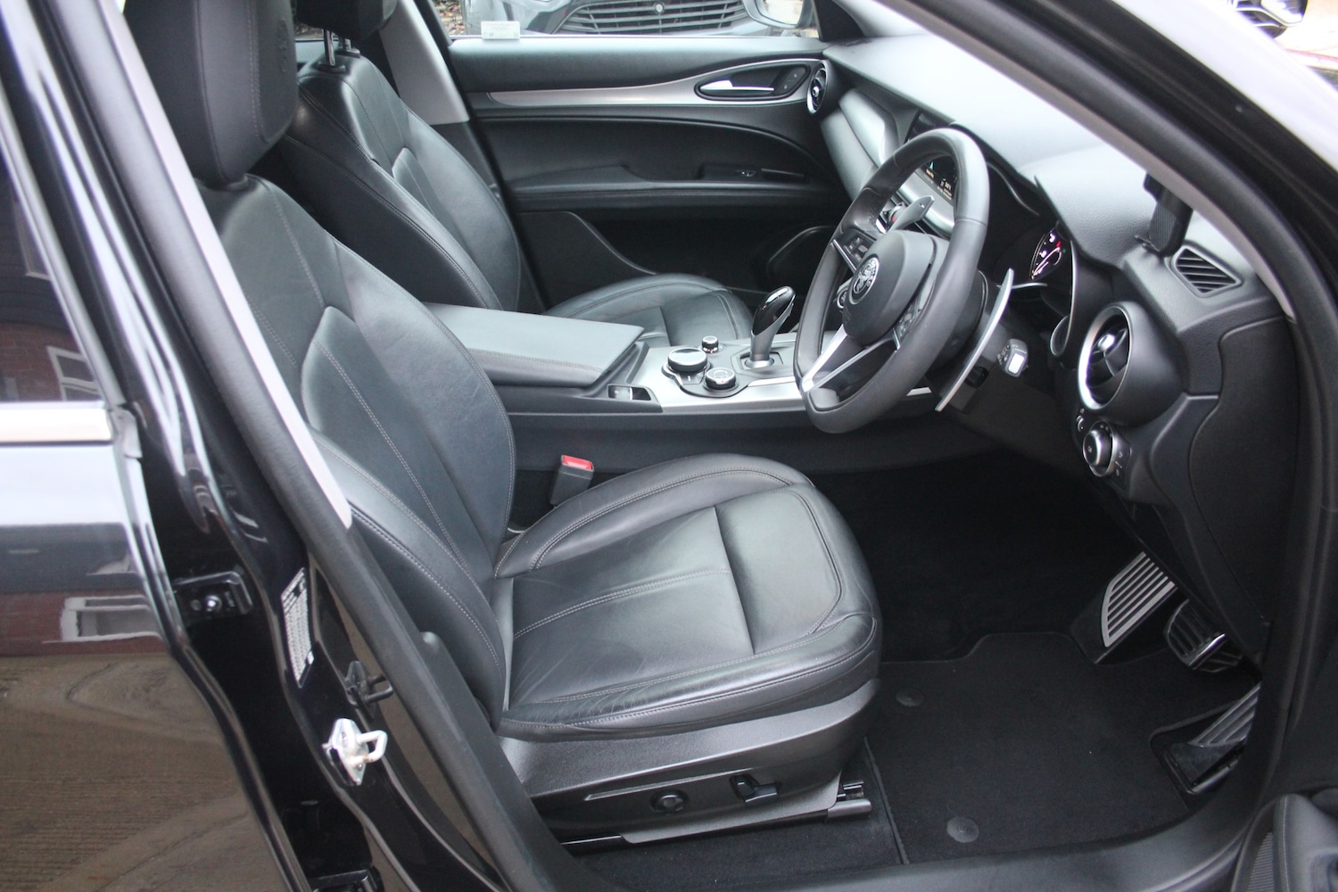 Used Alfa Romeo Stelvio 2018 for sale - 76544384: Photo 9