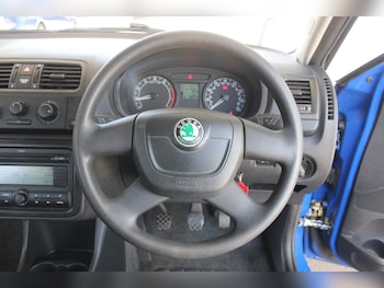 Used Skoda Fabia 2009 for sale - 79217815: Photo