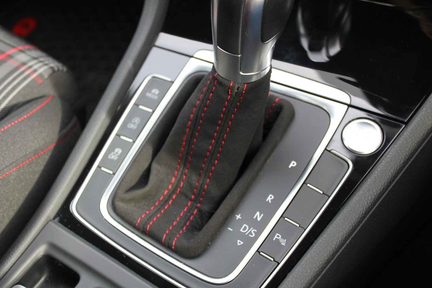 Used Volkswagen Golf 2019 for sale - 76982939: Photo 9