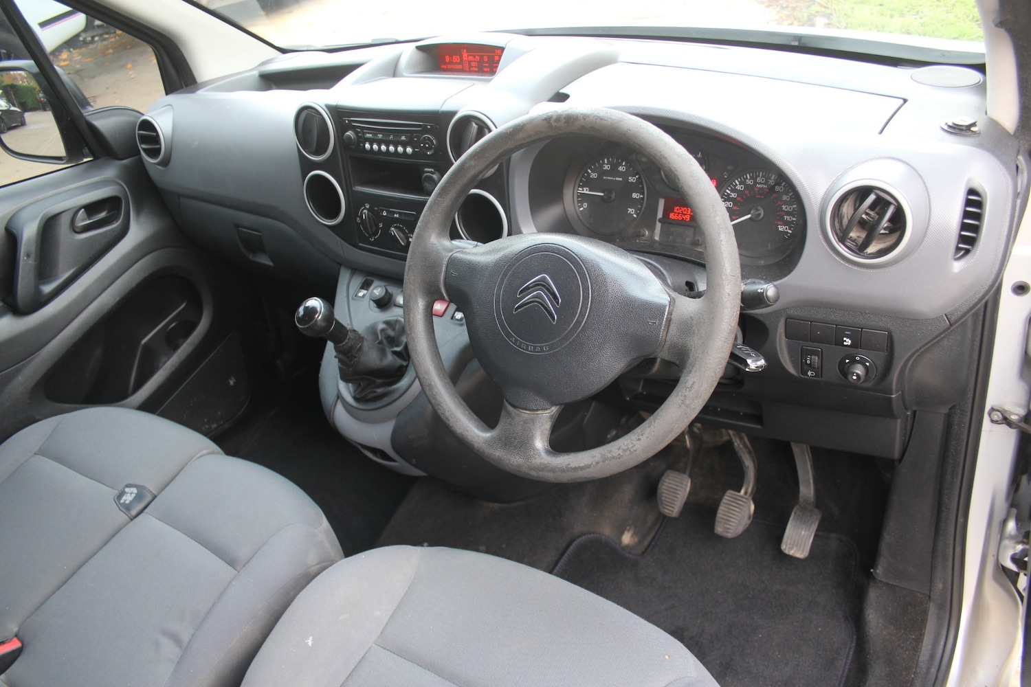 Used Citroen Berlingo 2012 for sale - 76346819: Photo 2