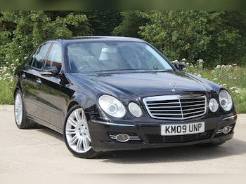 Used Mercedes-Benz E Class 2009 for sale - 79082888: Photo