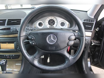 Used Mercedes-Benz E Class 2009 for sale - 79082888: Photo