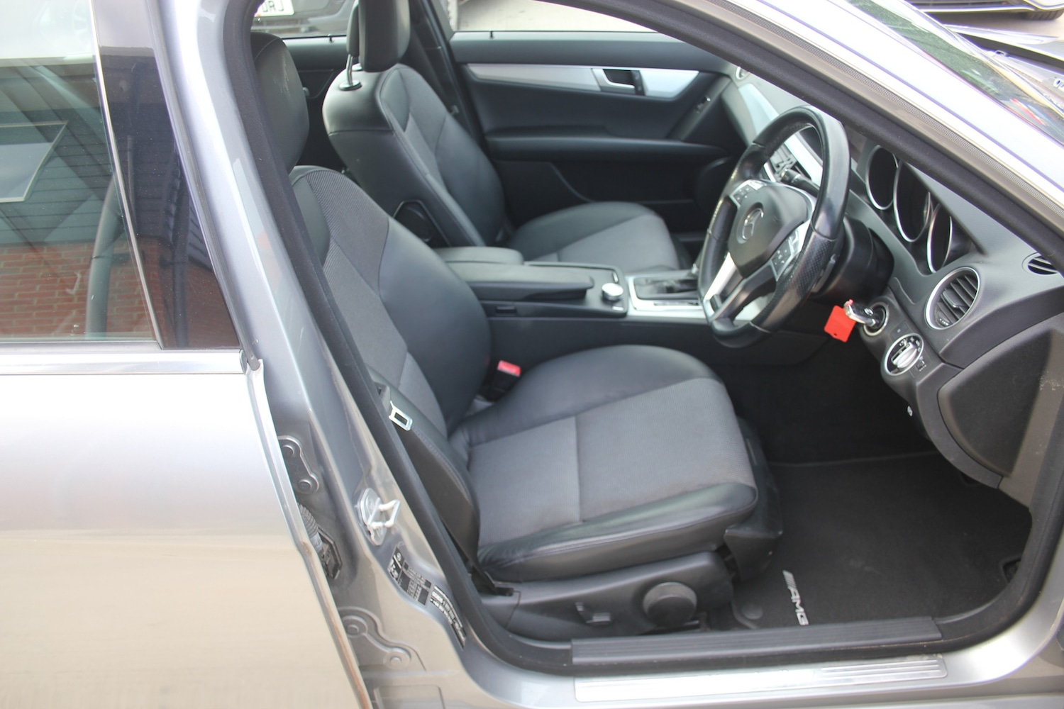 Used Mercedes-Benz C Class 2013 for sale - 76611796: Photo 7