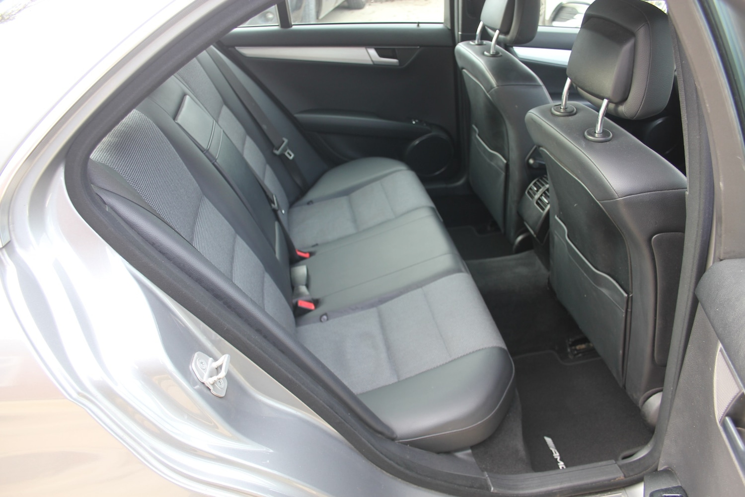 Used Mercedes-Benz C Class 2013 for sale - 76611796: Photo 9