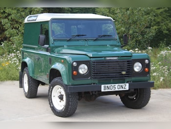 Used Land Rover Defender 2005 for sale - 79143703: Photo