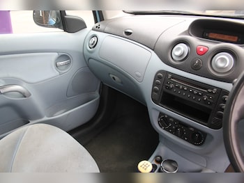 Used Citroen C3 2003 for sale - 79082444: Photo