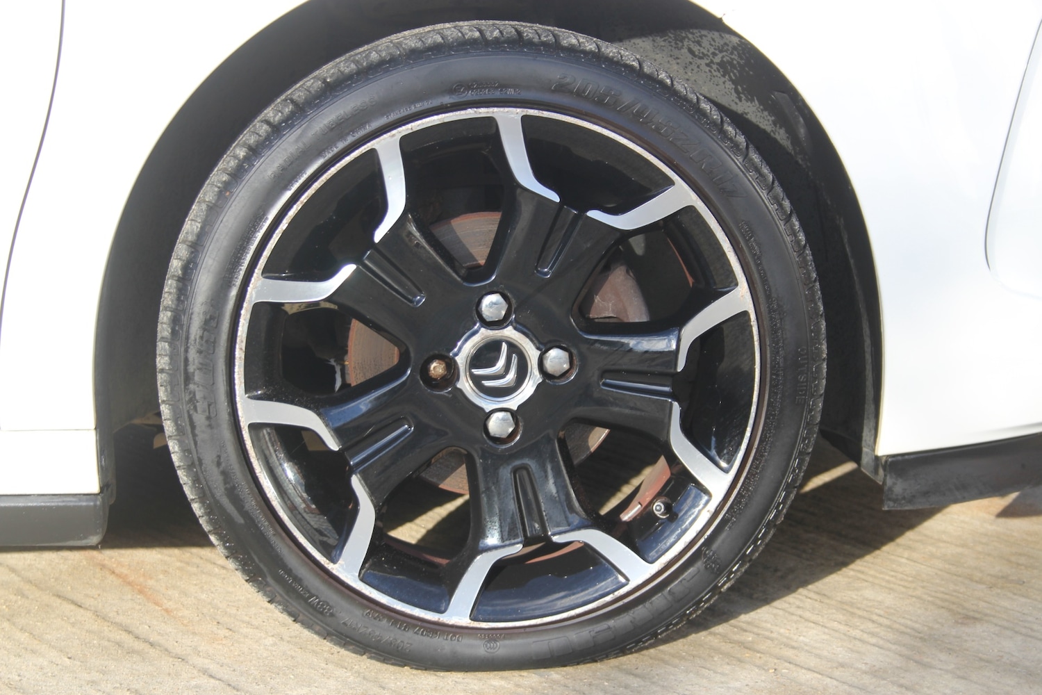 Used Citroen DS3 2014 for sale - 76682101: Photo 12