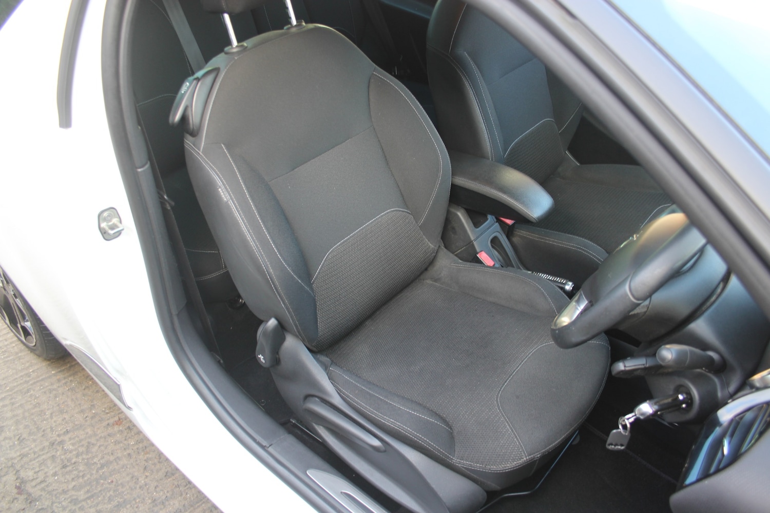 Used Citroen DS3 2014 for sale - 76682101: Photo 7