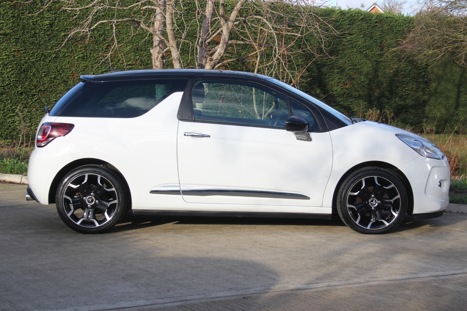 Used Citroen DS3 2014 for sale - 76682101: Photo 9