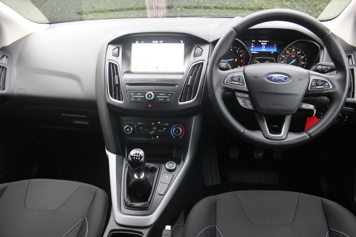 Used Ford Focus 2017 for sale - 76970071: Photo 2