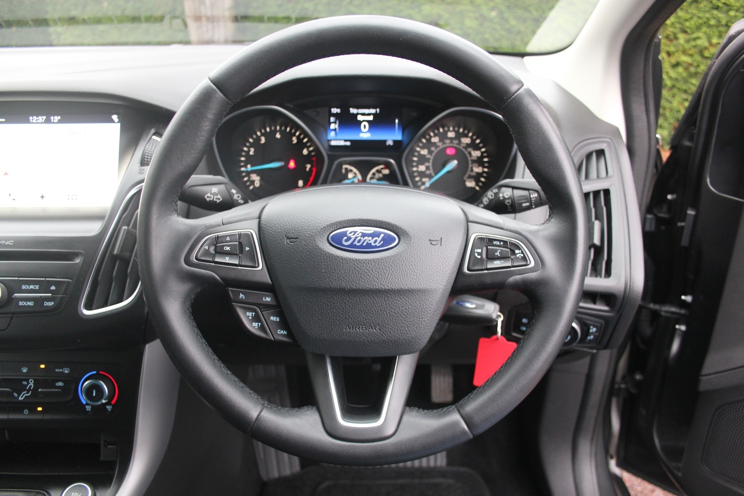 Used Ford Focus 2017 for sale - 76970071: Photo 3