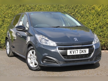 Used Peugeot 208 2017 for sale - 77918220: Photo