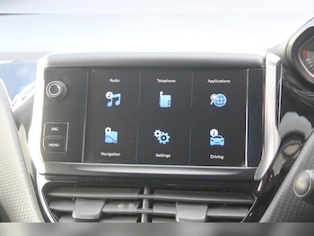 Used Peugeot 208 2017 for sale - 77918220: Photo