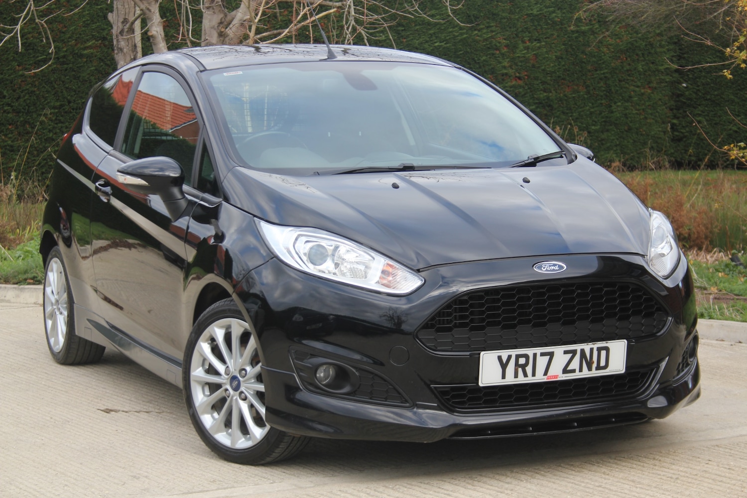Used Ford Fiesta 2017 for sale - 76706997: Photo 1