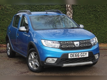 2016 (66) - 0.9 TCe Laureate 5-Door