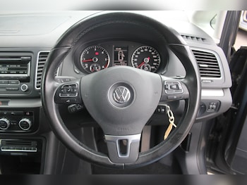 Used Volkswagen Sharan 2015 for sale - 79217807: Photo
