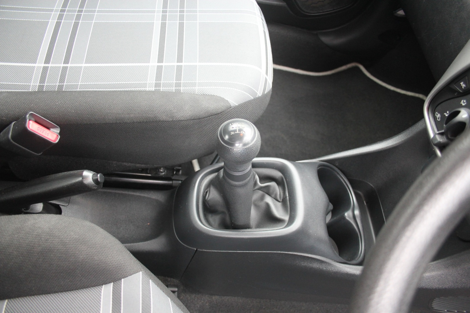 Used Peugeot 108 2016 for sale - 77776135: Photo 6