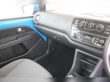 Used Volkswagen up! 2016 for sale - 79360345: Photo